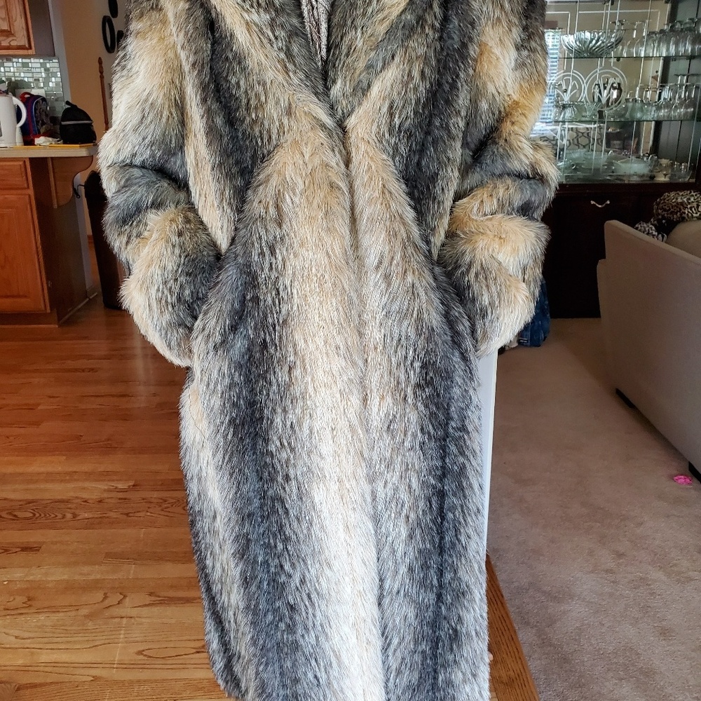 Full length Faux, tried on but never worn!